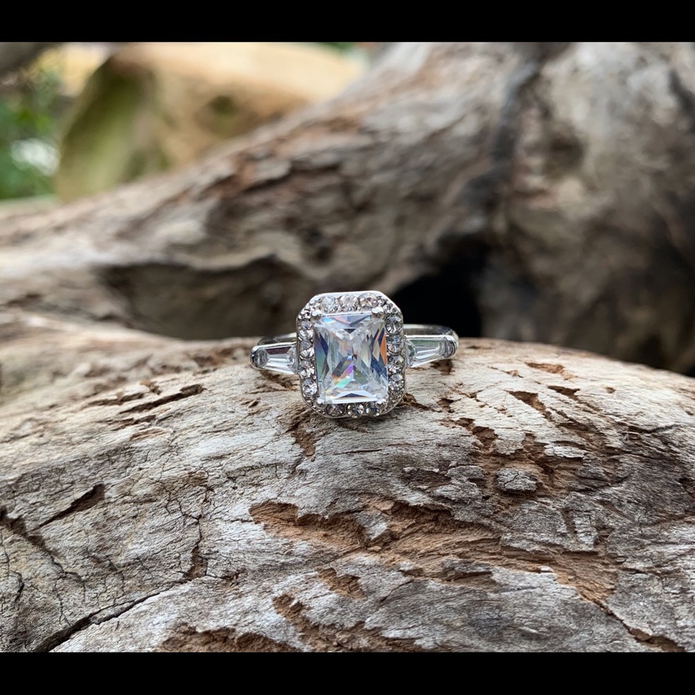 White Sapphire 925 Sterling Silver Ring